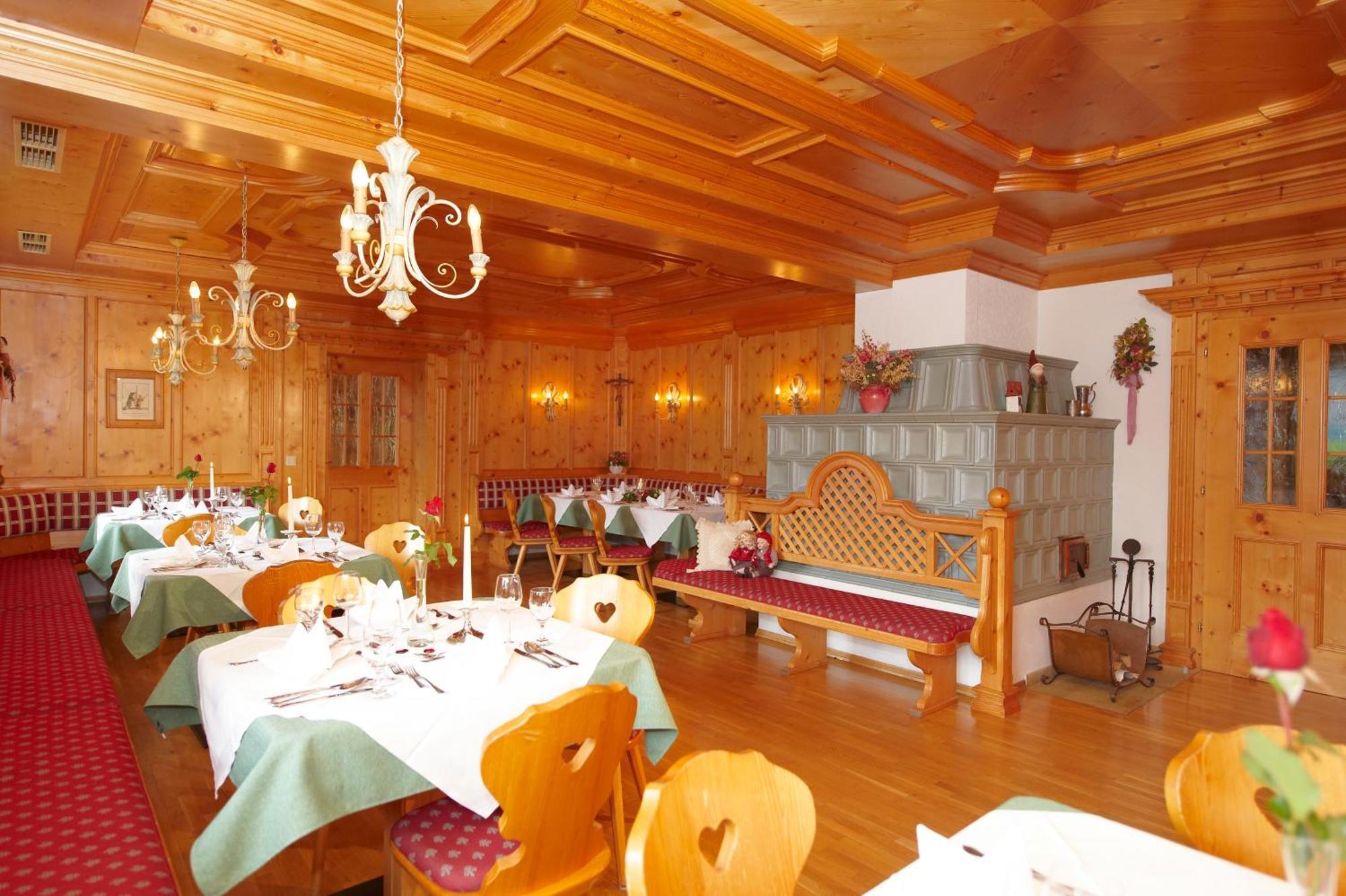 Landhotel Haeuserl Im Wald Grobming Exterior photo